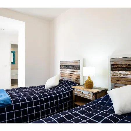 Ftv Holidays Homes Casa Tiare Apartman *